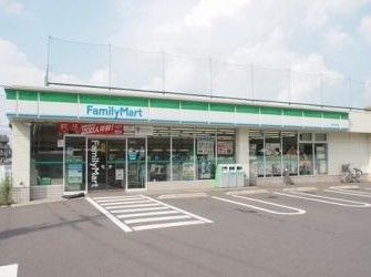 コンビニ　ファミリーマート/登戸中央店（コンビニ）まで310m
