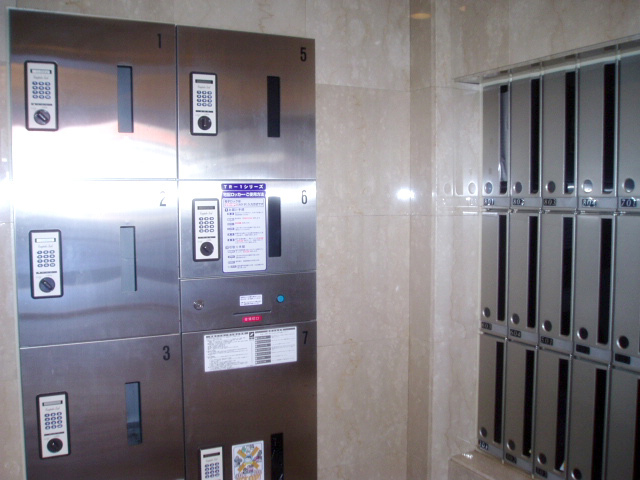 その他共有部分　不在時に便利な宅配ボックス