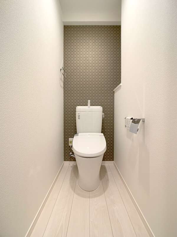 トイレ　ソレイユルヴァン博多駅南