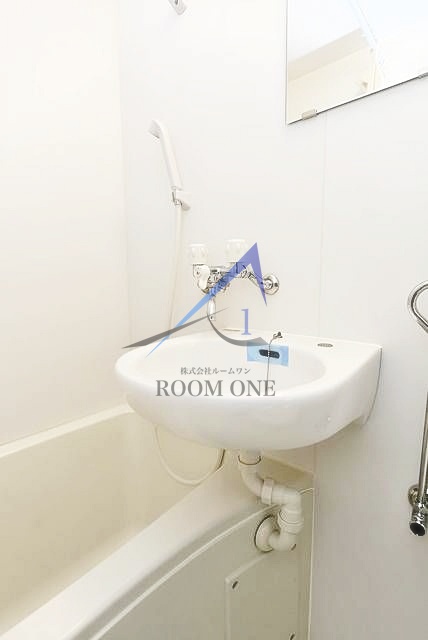 洗面設備　洗面台です。