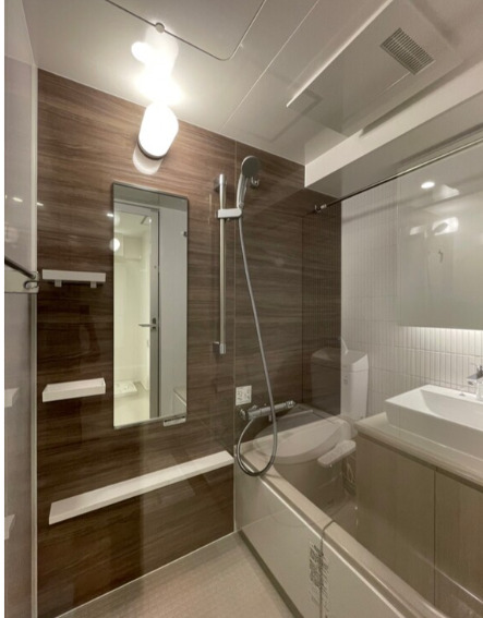 バス・シャワールーム