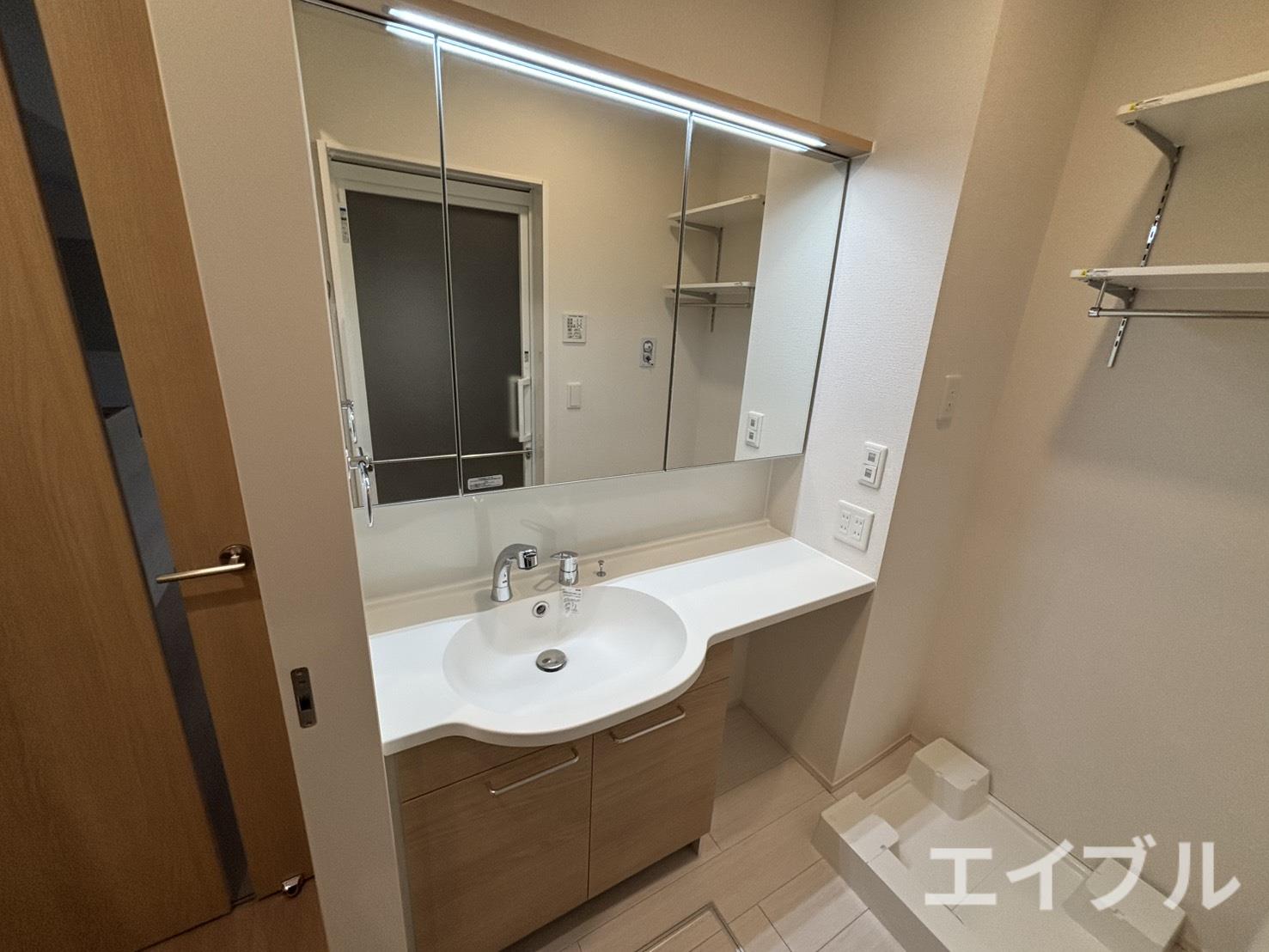 洗面設備　同型タイプ