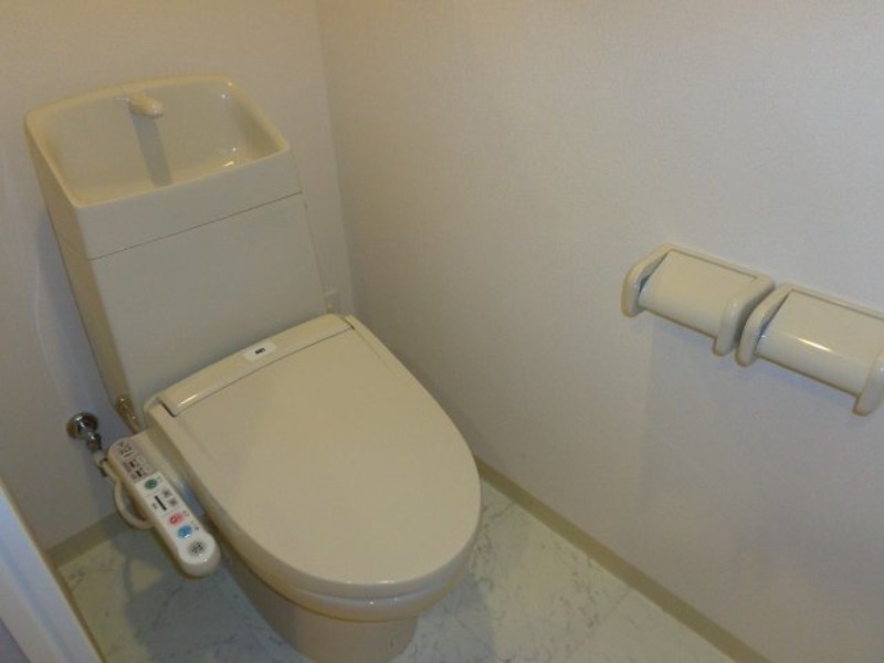 トイレ　図面と現状に相違がある場合には現状を優先