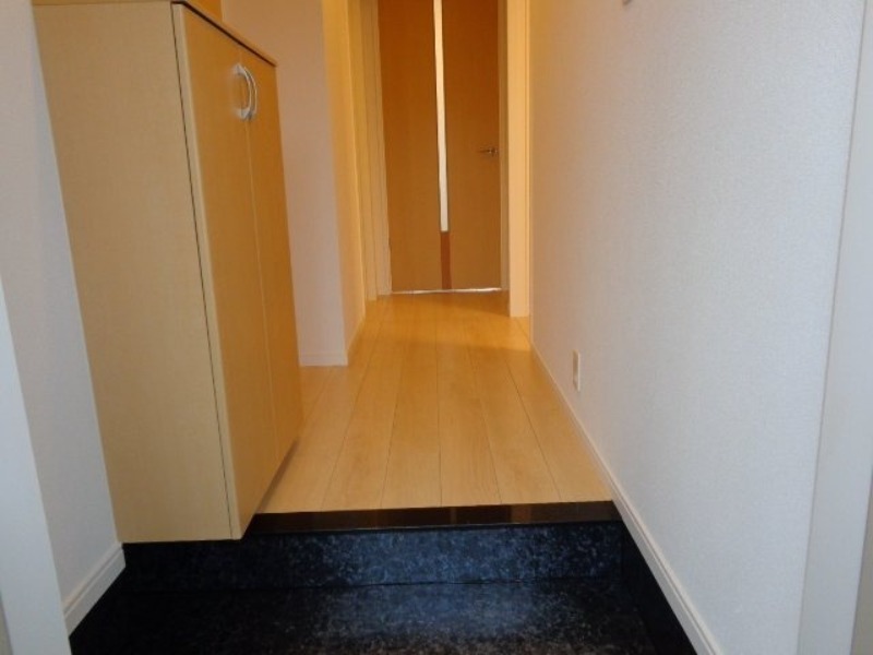 玄関　図面と現状に相違がある場合には現状を優先