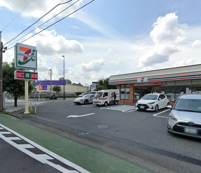 コンビニ　セブンイレブン（コンビニ）まで180m