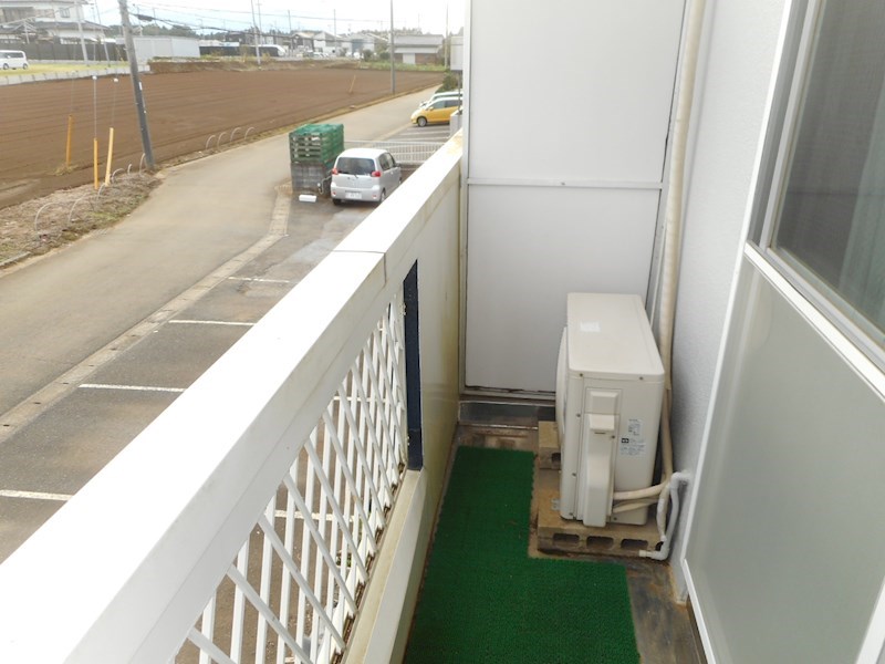 バルコニー　テラス