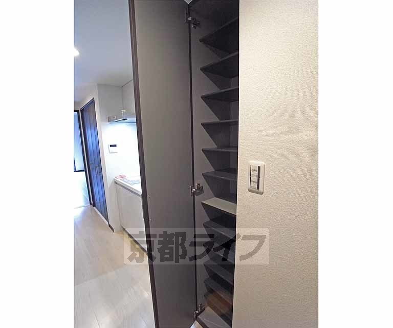 その他設備　シューズＢＯＸです