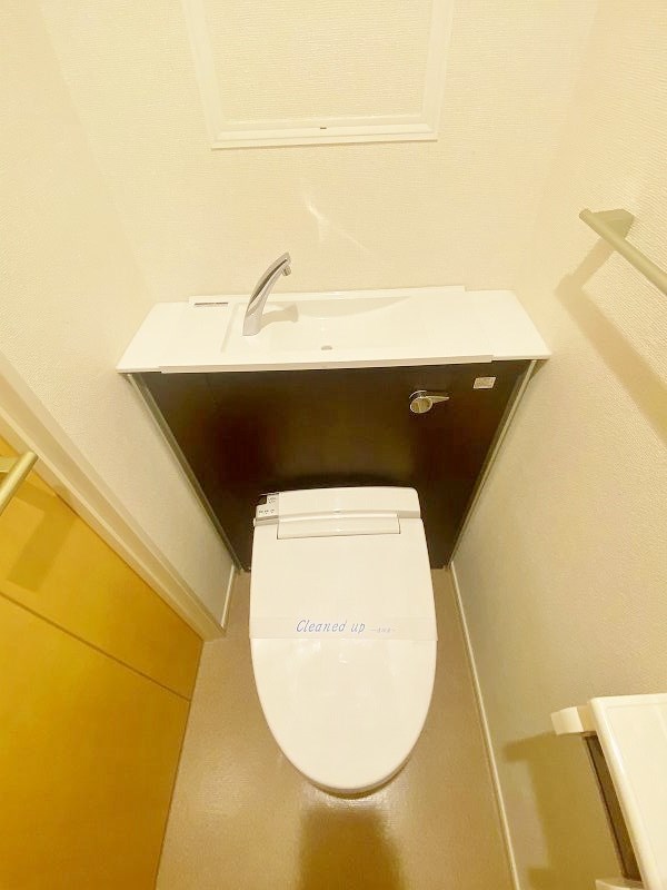 トイレ　★温水洗浄便座トイレ★