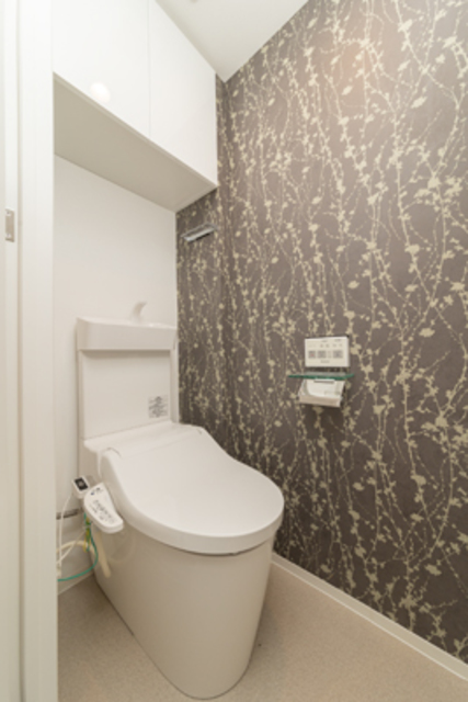 トイレ　※写真は同タイプ住戸です。