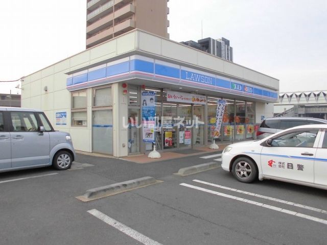 コンビニ　ローソン 守谷中央三丁目店（コンビニ）まで465m