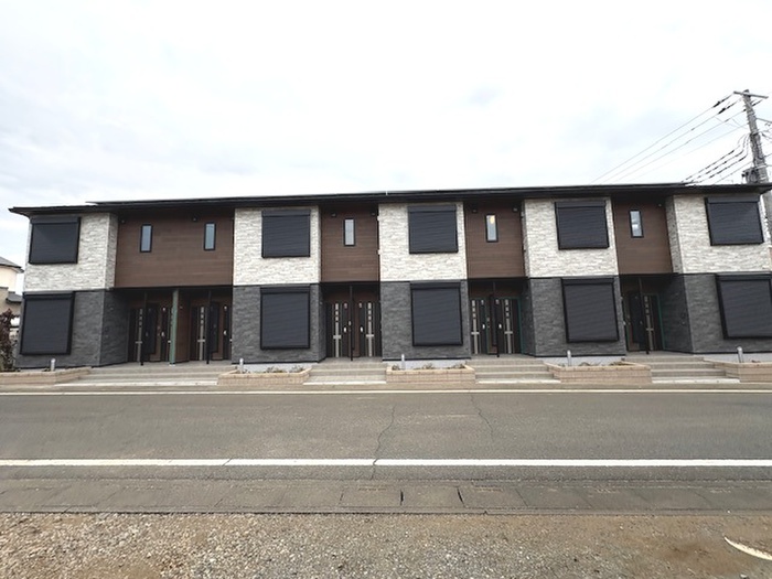 建物外観　建築中