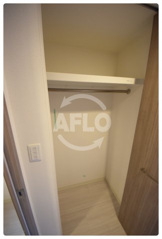 収納　プレサンス天王寺ノースヴィアーレ　クローゼット