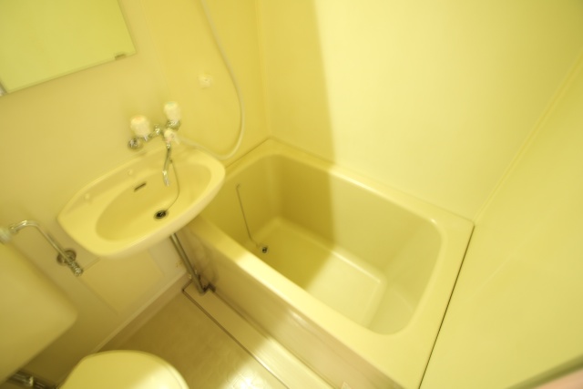 バス・シャワールーム　※他のお部屋の参考写真です。