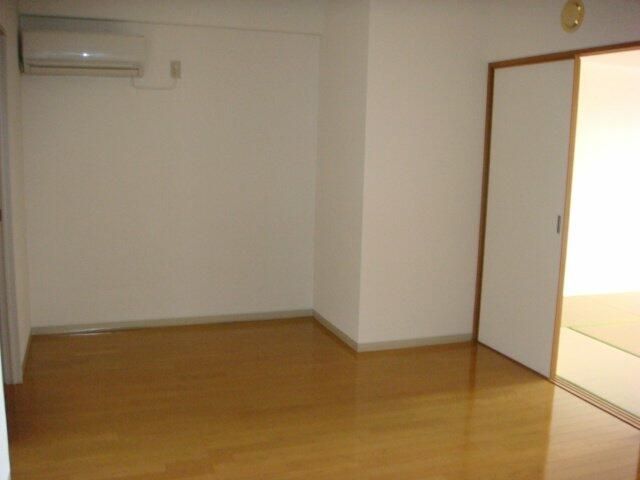 居室・リビング　参考写真です