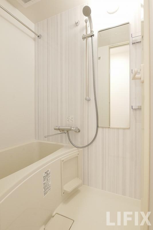 バス・シャワールーム　風呂