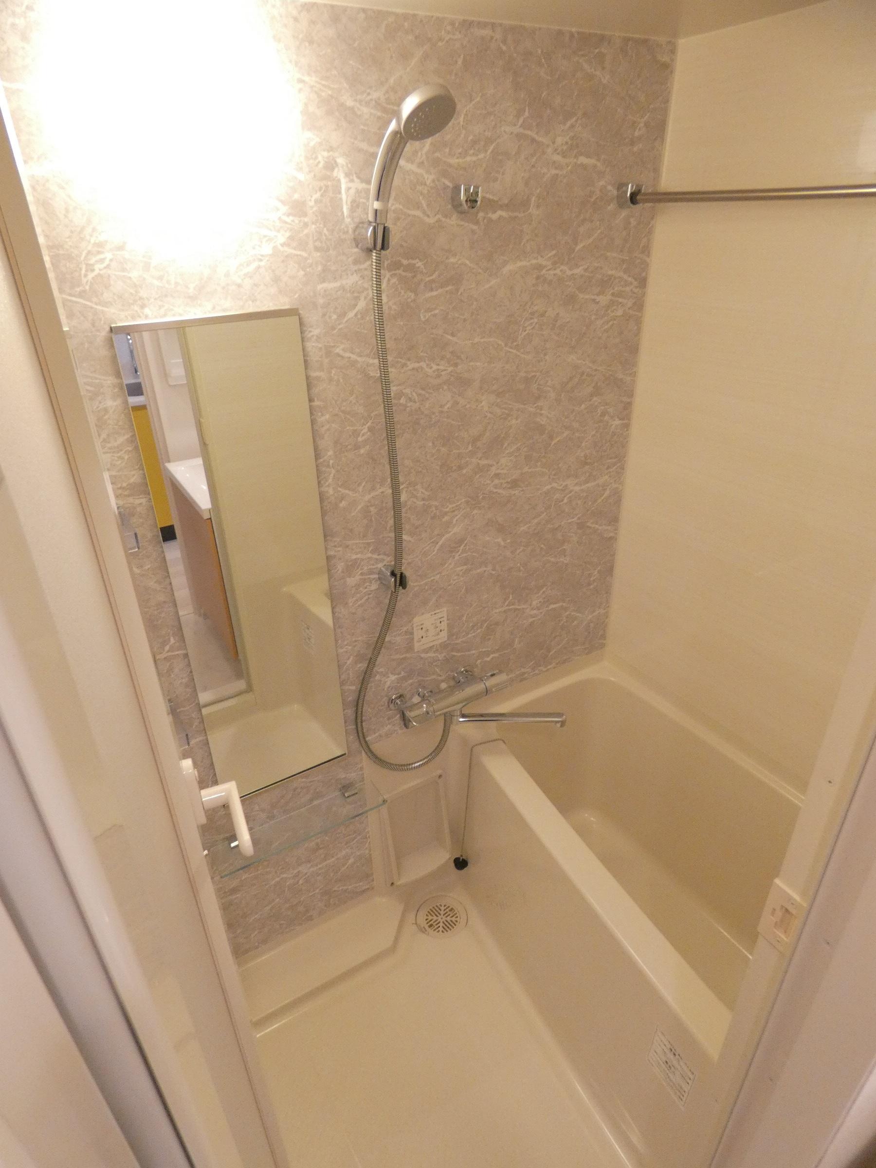 バス・シャワールーム　バス※別部屋参考写真