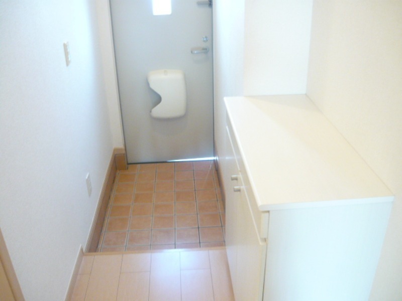 玄関　図面と現状に相違がある場合には現状を優先