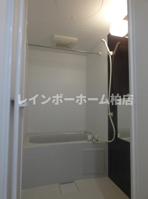 バス・シャワールーム　日々の暮らしに欠かせないお風呂です