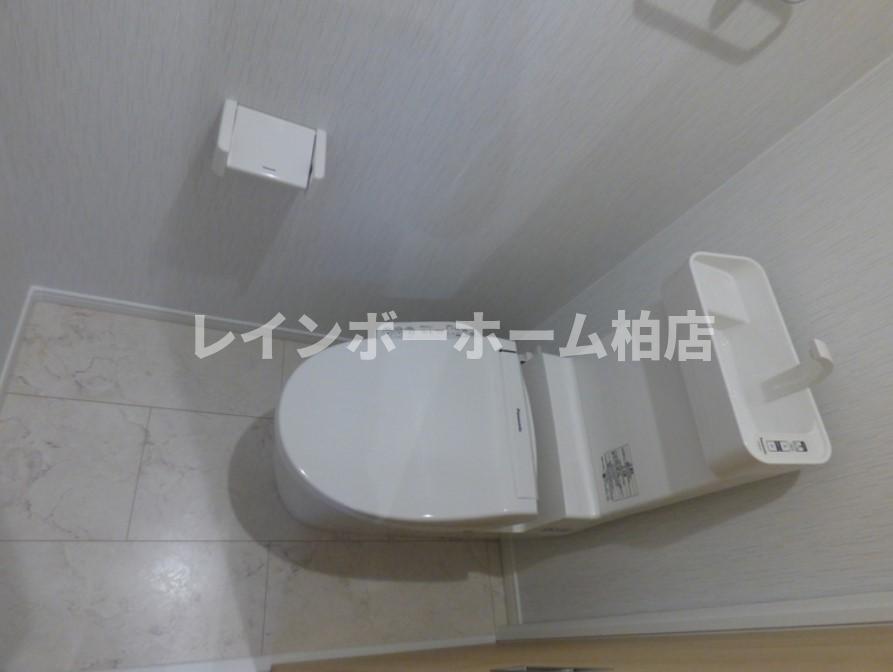 トイレ　落ち着いたトイレです
