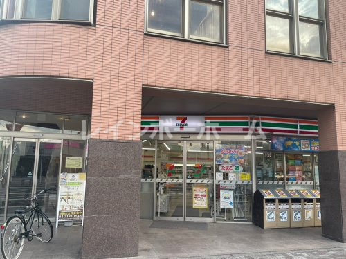 コンビニ　セブン-イレブン 南流山駅前店（コンビニ）まで442m