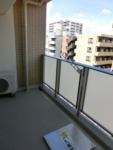 バルコニー　開放感のあるバルコニー