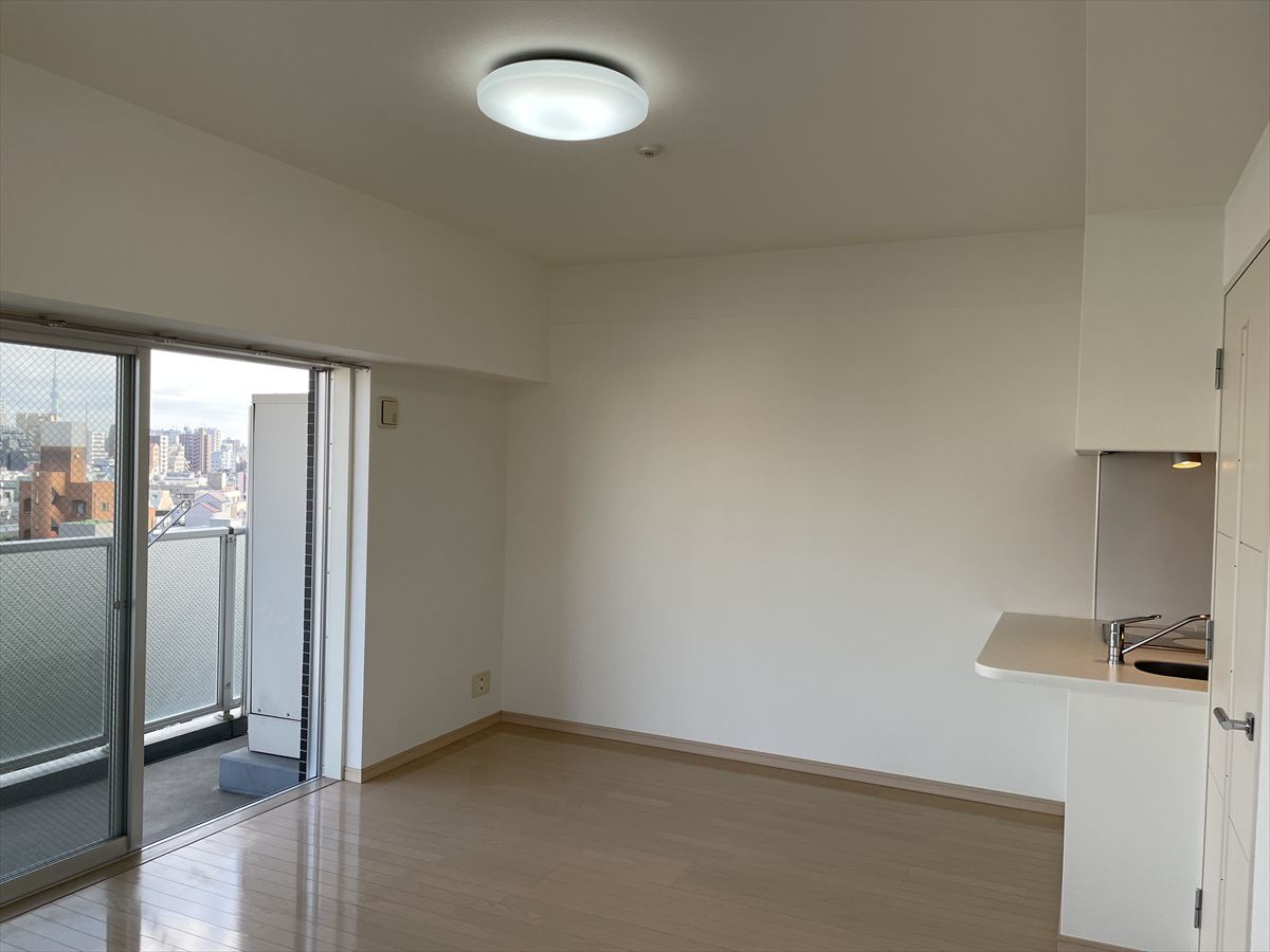 その他部屋・スペース　広くて明るい寝室