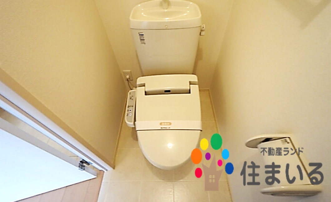 トイレ　※写真は同型タイプとなります