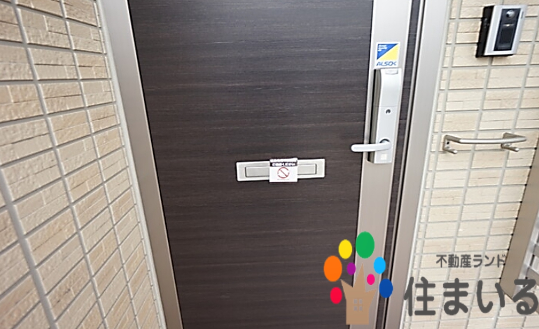 玄関　※写真は同型タイプとなります