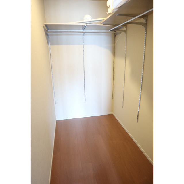 収納　ウォークインクローゼット