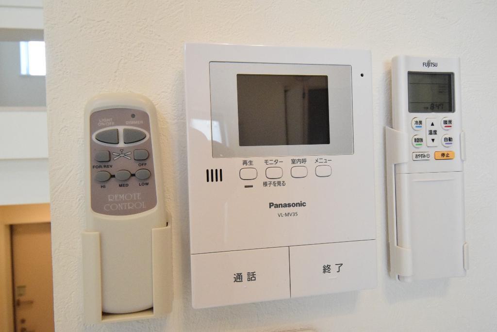 セキュリティ　カメラ付インターホン