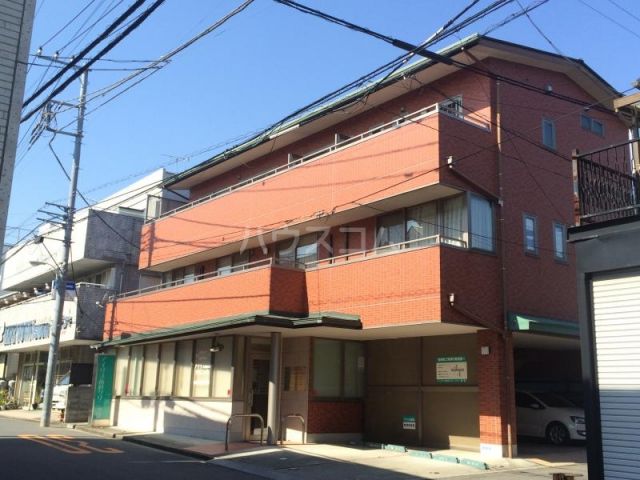 病院　アイリス歯科クリニック（病院）まで1047m