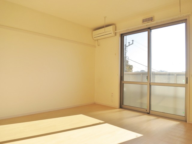 居室・リビング　※現況優先