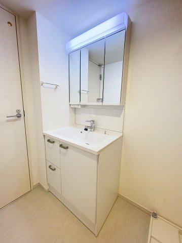 洗面設備　嬉しい独立洗面台