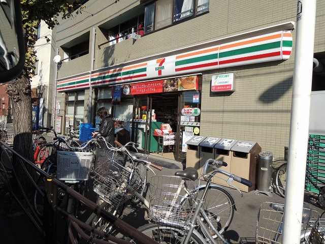 コンビニ　セブンイレブン「川崎浜町３丁目店」（コンビニ）まで58m