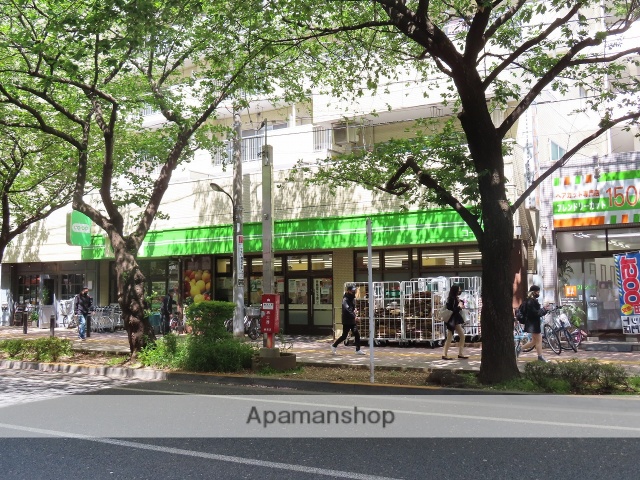 スーパー　コープみらい桜台駅前店（スーパー）まで393m