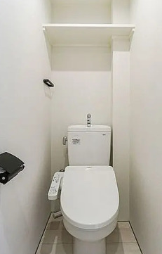 トイレ　別部屋の写真を使用しております。