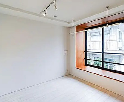 居室・リビング　別部屋の写真を使用しております。