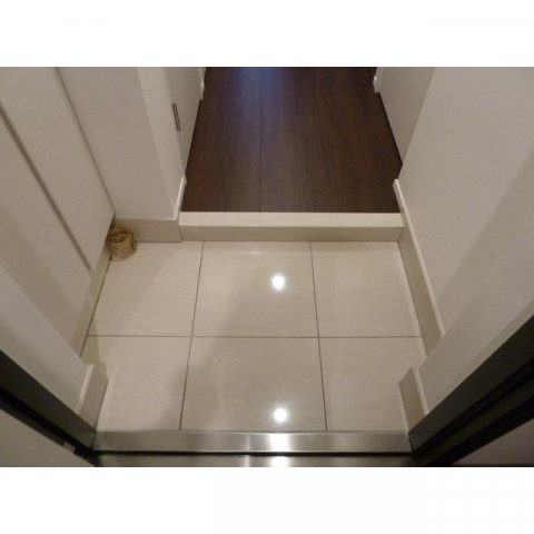 玄関　シンプルで使いやすい玄関です