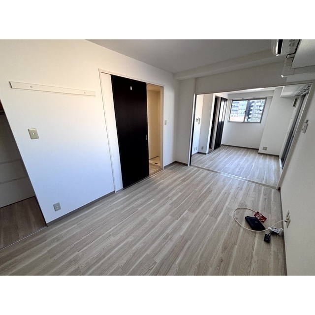 居室・リビング　洋室