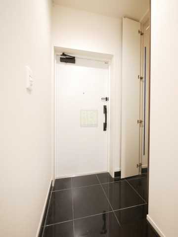 玄関　別間取り参考写真