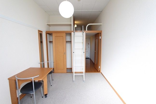 居室・リビング　収納