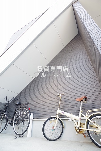 建物外観　築浅アパートです！