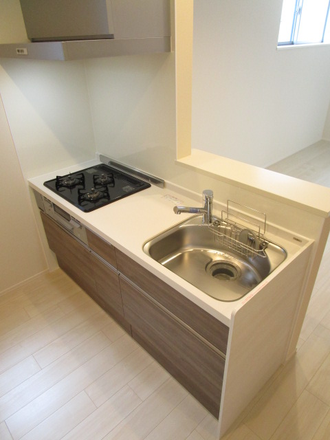キッチン　★グリル付きガス３口システムキッチン★