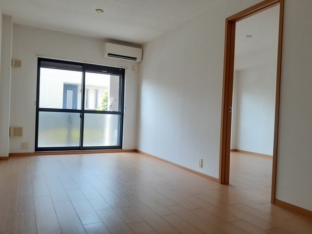 居室・リビング　使いやすい居間です