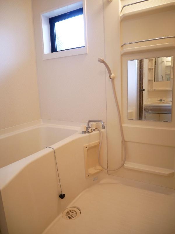 バス・シャワールーム　浴室