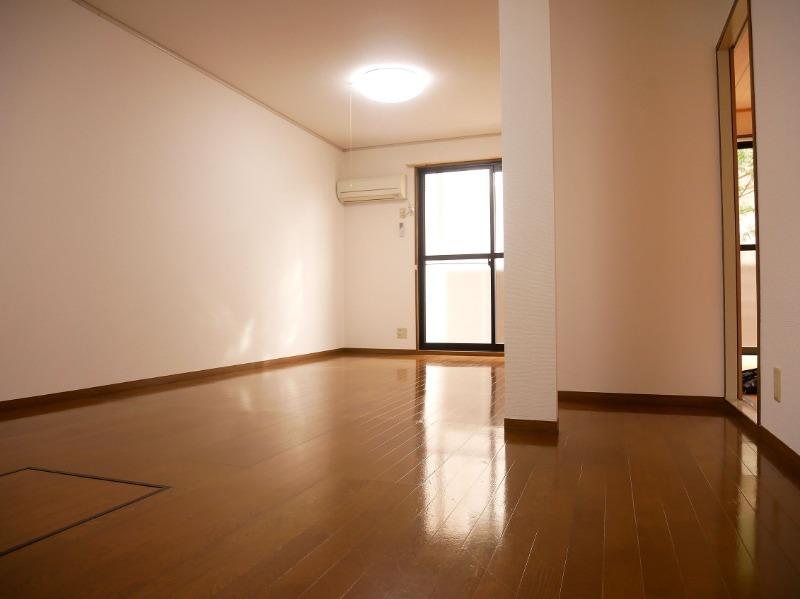 居室・リビング　リビング