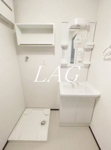 洗面設備　独立洗面台です。