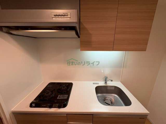 キッチン　※参考写真です。同じ間取りの別部屋になります。