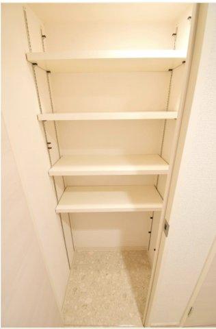 収納　別部屋参考写真