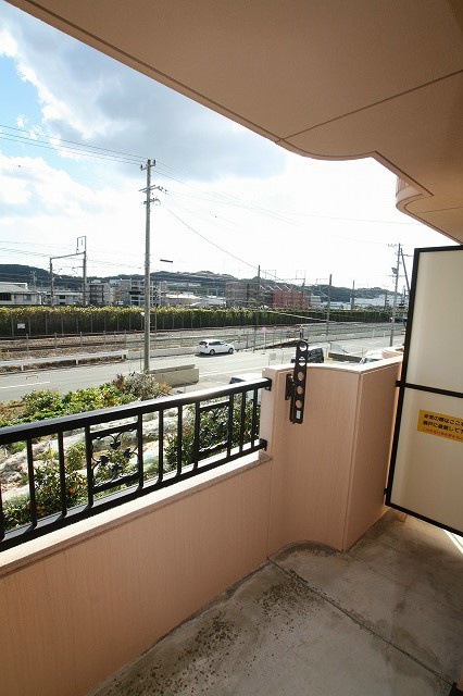 バルコニー　※他部屋参照、現況優先